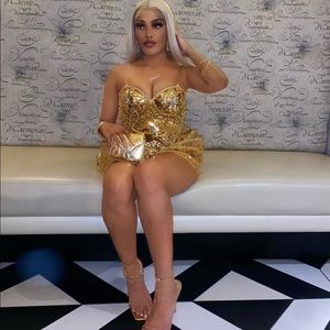 Gold Chandelier Dress For Sale, worn once for less then an hour!